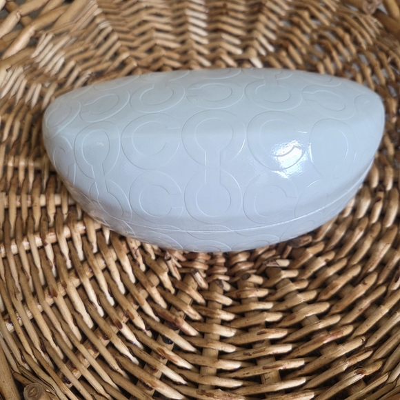 Coach Sunglasses Case in White. - Picture 1 of 3